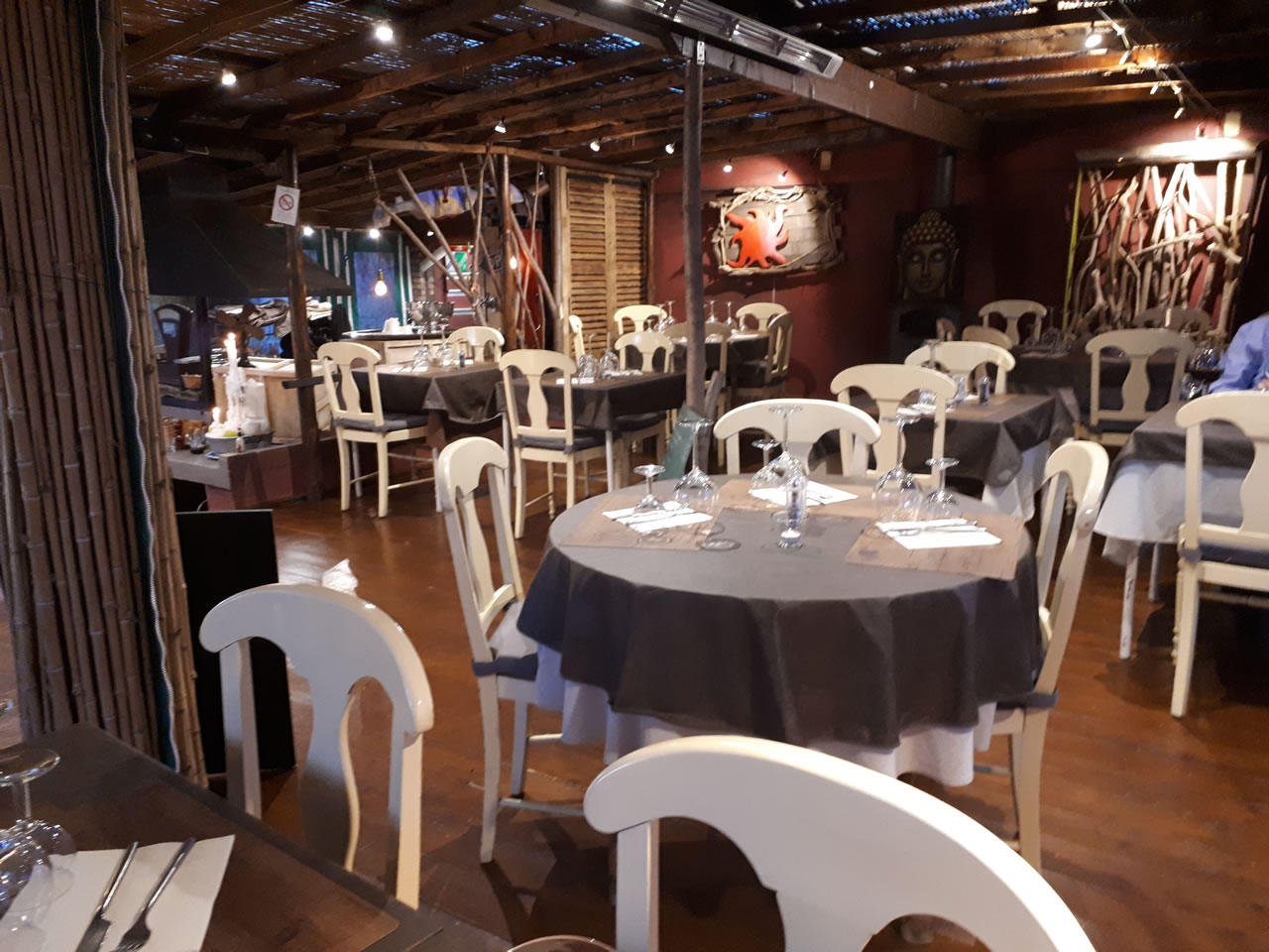 Salle du restaurant La Topia de Menton